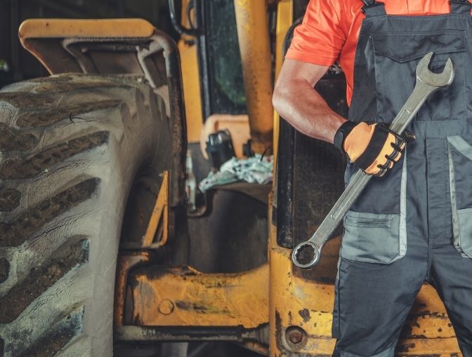 iş makinesi revizyonu, motor revizyonu, şanzıman revizyonu, diferansiyel revizyonu, hidrolik sistem revizyonu, tork konvertör revizyonu, aks grubu revizyonu, yürüyüş takımı revizyonu, fren sistemi revizyonu, iş makinesi bakım onarım, hidrolik pompa revizyonu, hidrolik motor revizyonu, valf bakım onarımı, hortum imalatı, hidrolik test ve ayar, periyodik bakım, planlı bakım programları, iş makinesi genel bakım, yedek parça temini, revizyonlu yedek parça, iş makinesi yedek parça, Tulpar İş Makinaları